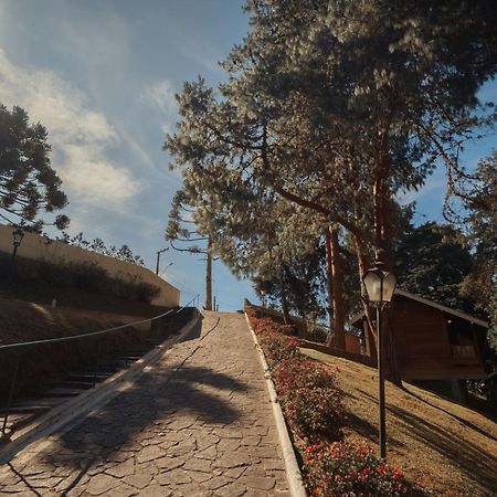 Pousada Dos Quatis Campos do Jordão Zewnętrze zdjęcie